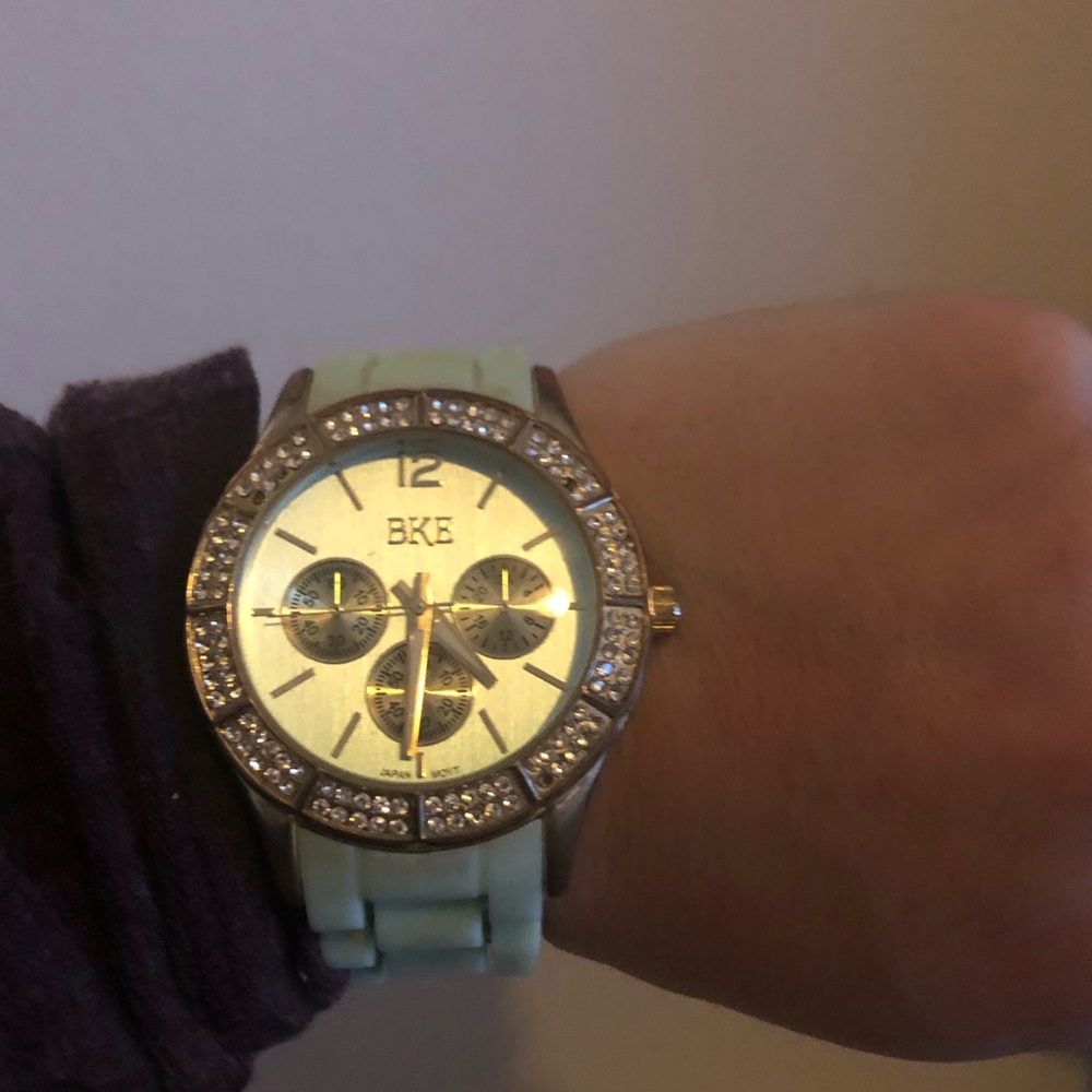 The Buckle “BKE” Mint Watch. Super cute!